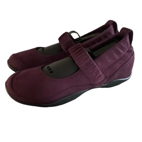 Dansko Chrissy Plum Ballet Flat 38 - Picture 1 of 7